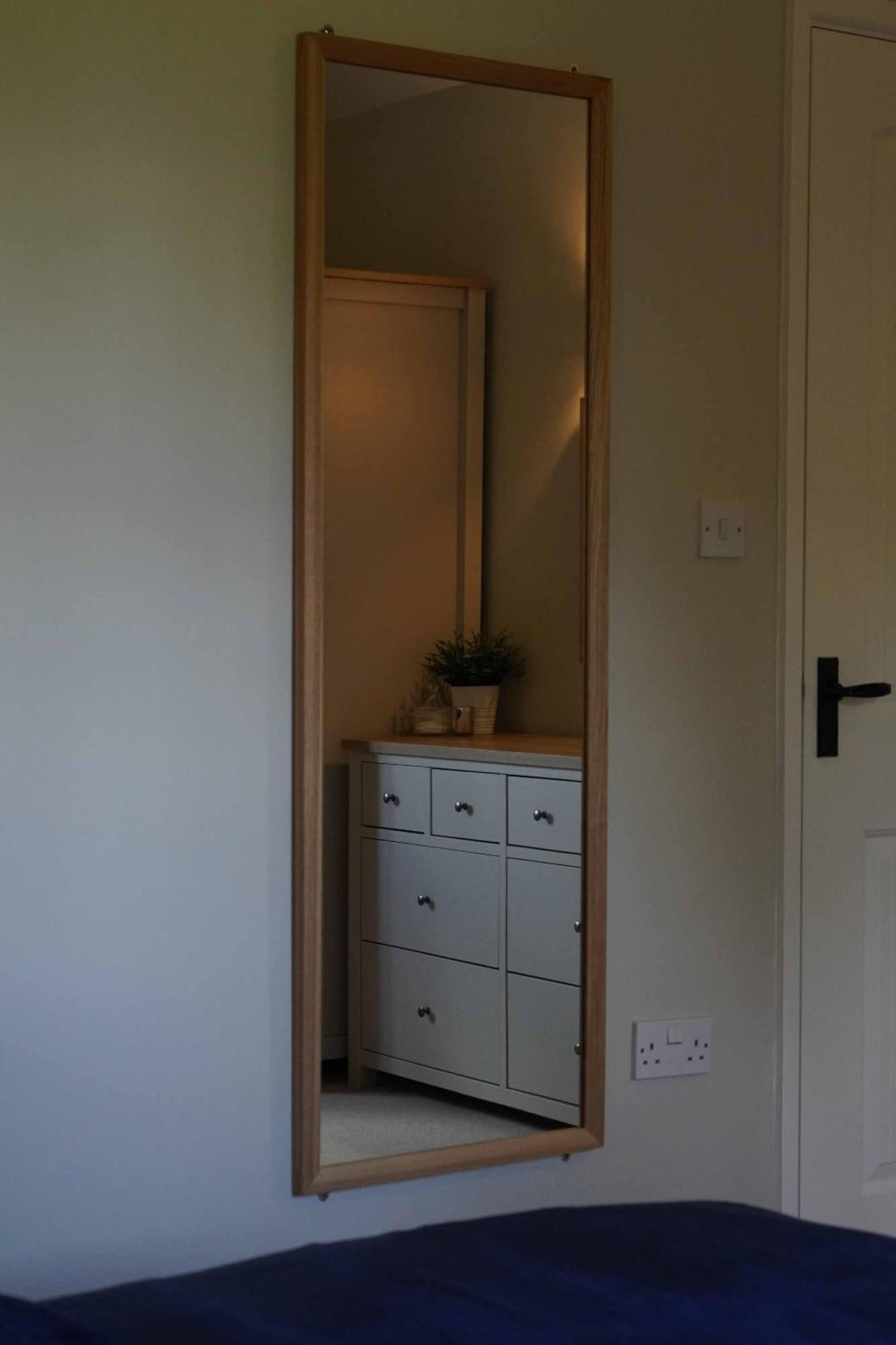 Hook Farm Cottages Роял-Вуттон-Бассетт Екстер'єр фото